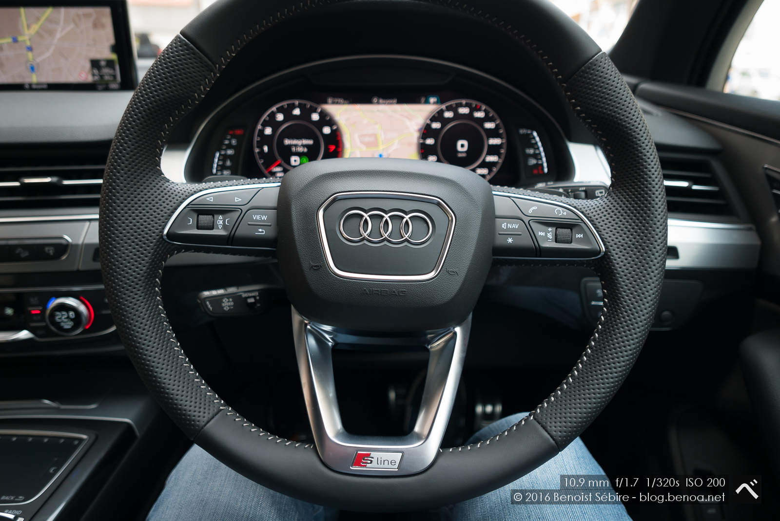 Audi Q7-09